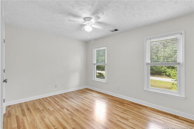 Building Photo - 3412 Cedar Hill Dr