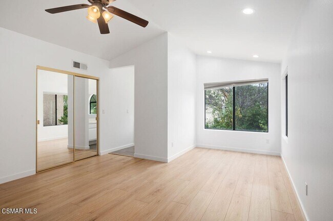 Building Photo - 4139 Lost Springs Dr