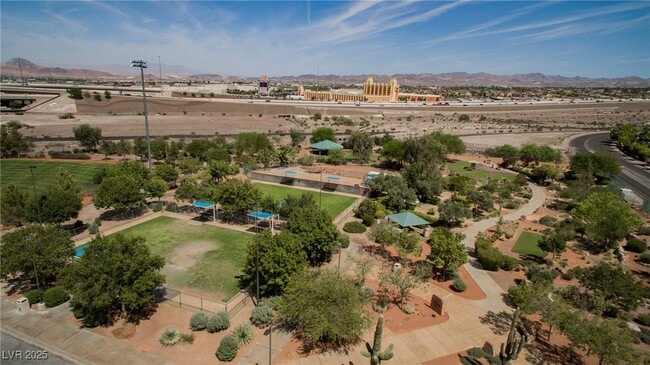 Building Photo - 138 Cam Capri