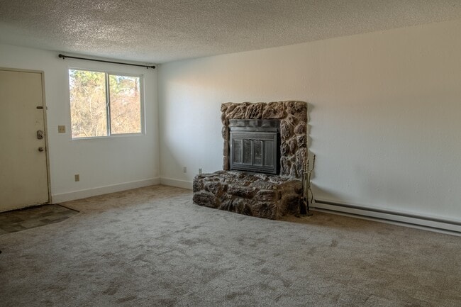 Building Photo - 835 Travois Way