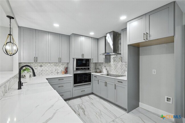 Building Photo - 401 Co Rd 368