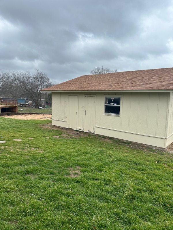 Building Photo - 409 Skyline Cir