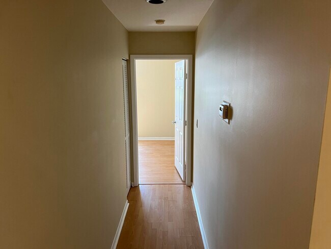 Building Photo - 1073 Siena Oaks Cir E