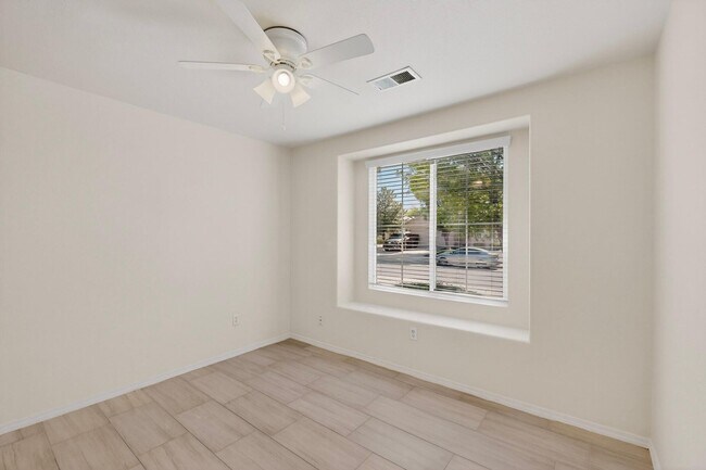 Building Photo - 3305 Tin Cup Rd