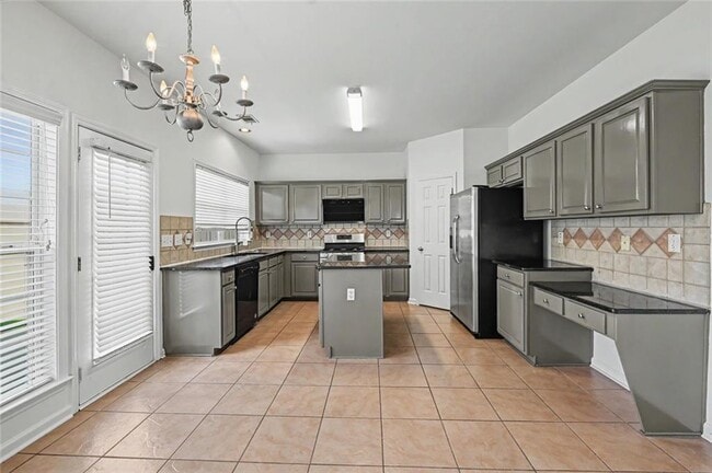 Building Photo - 8330 Grenadier Trail