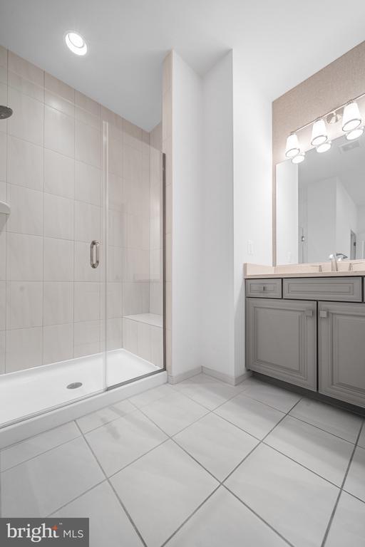 Building Photo - 23611 Rose Leigh Terrace