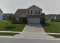 Building Photo - 2425 Bluewood Way