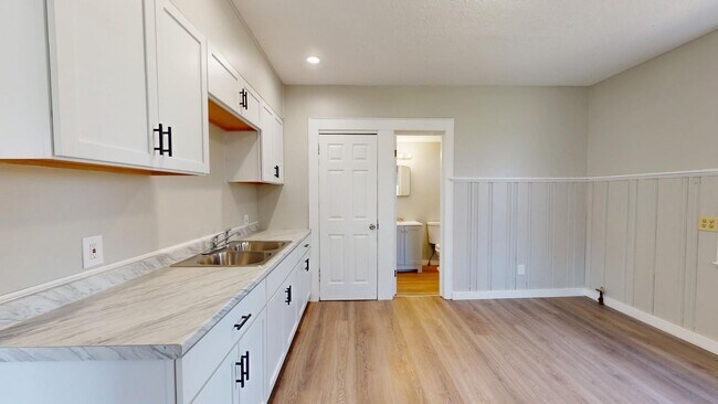 Building Photo - 7701 Dercum Rd