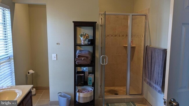 Building Photo - 407 Deerpath Ave SW