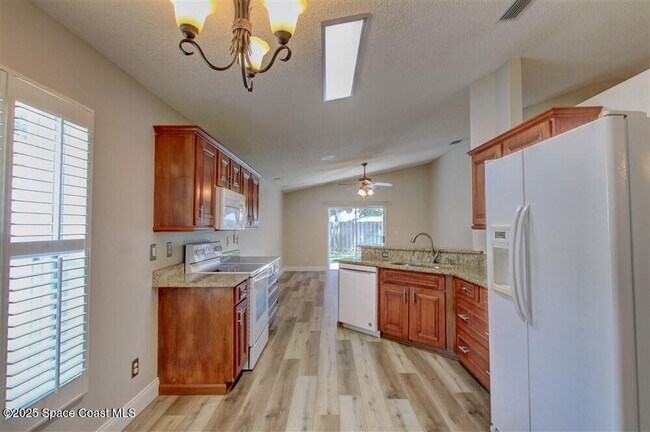Building Photo - 680 Wickham Lakes Dr