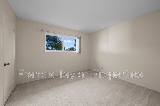 Building Photo - 2230 E El Norte Pkwy