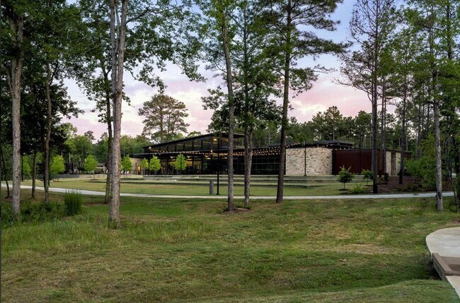 Building Photo - 175 Gray Pne Grv