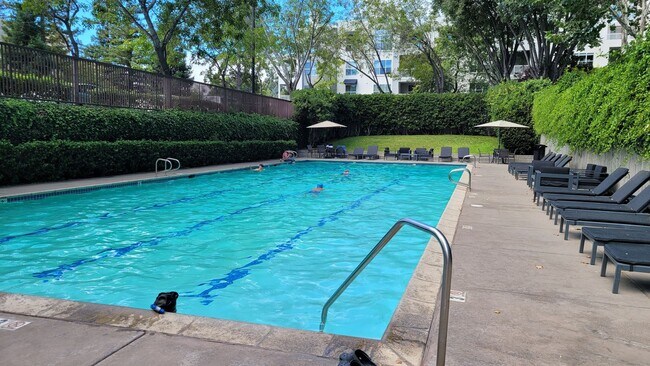 Building Photo - Epic REA - Great 1 BR/1 BA Condo w/Parking in Montebello Community of Cupertino