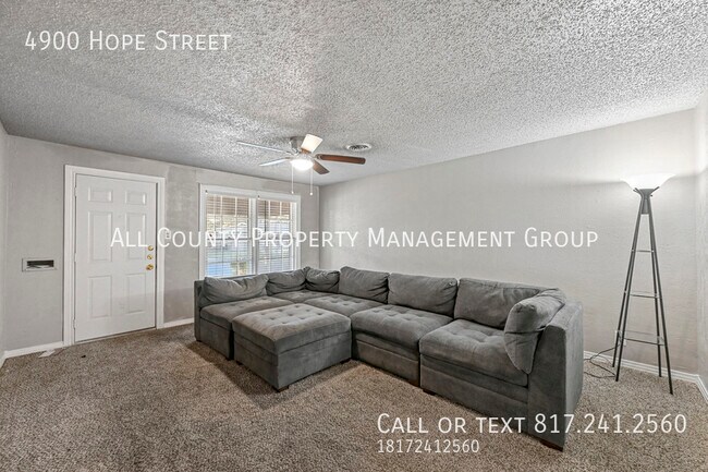 Building Photo - 4900 Hope St