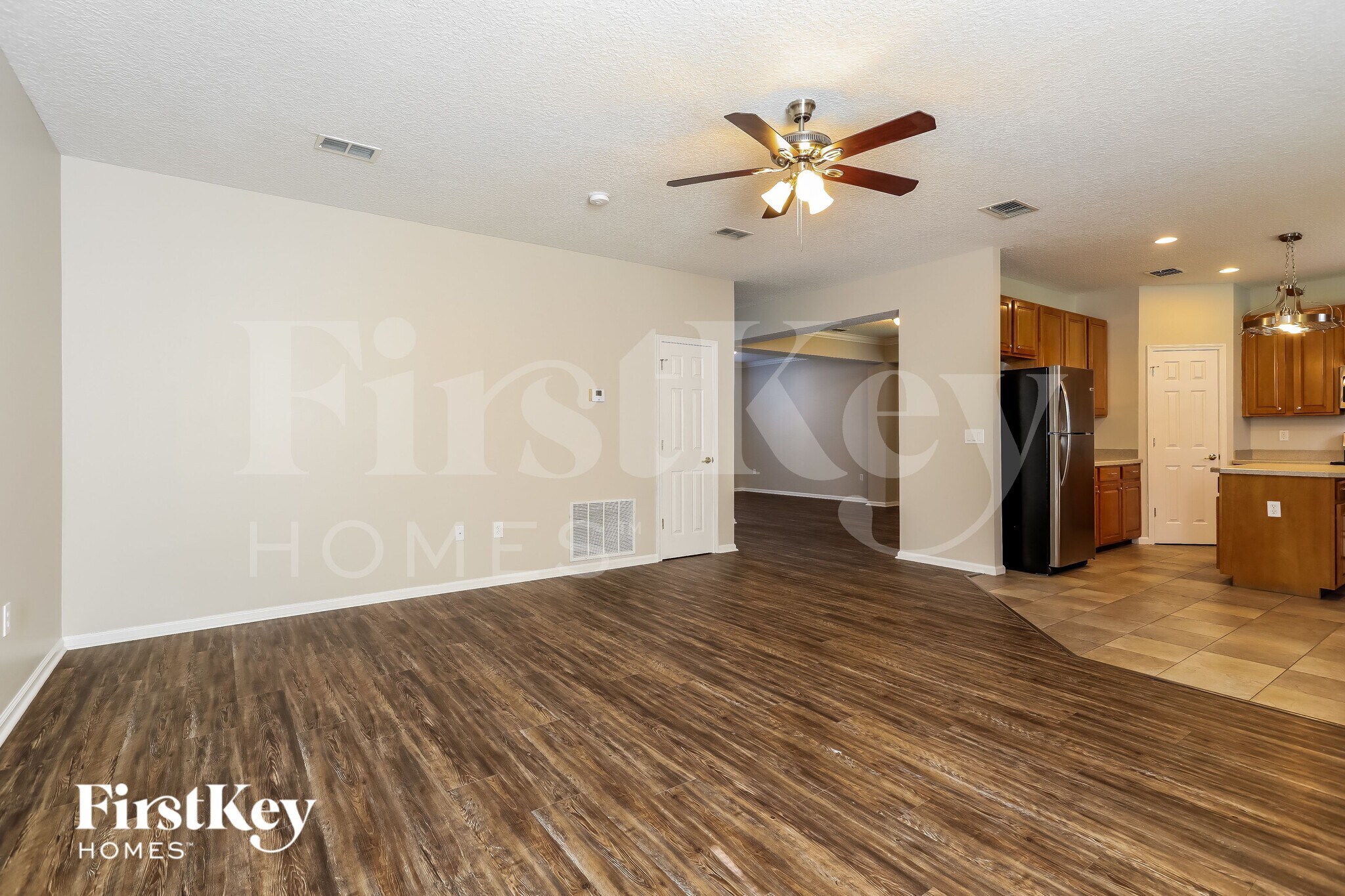 Building Photo - 1559 Majestic View Ln