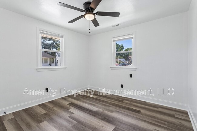 Building Photo - 1028 Modoc Ave