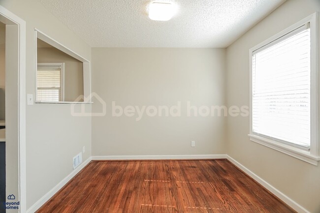 Building Photo - Professionally Renovated Brick Ranch - Ready to Move-In!