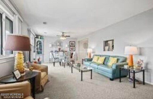 Primary Photo - 111 5th Ave