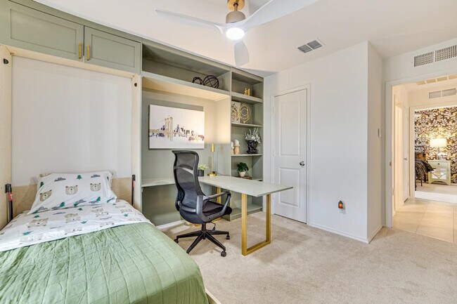 Building Photo - 1759 Round House Ln