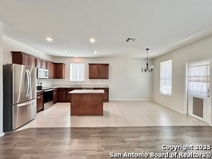 Building Photo - 10338 Gibbons Creek