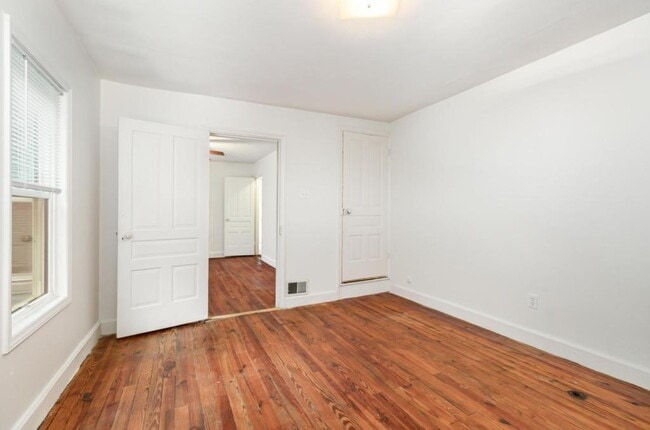 Building Photo - 215 Pine Grove Rd