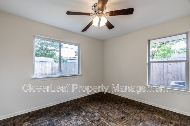 Building Photo - 6331 Peace Pipe Dr