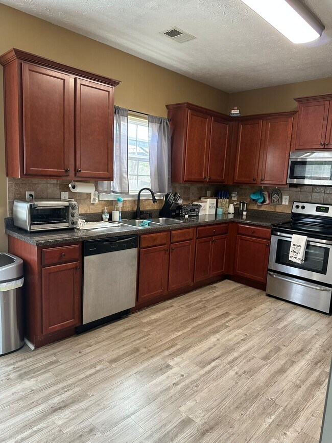 Building Photo - 26 Apache Trail