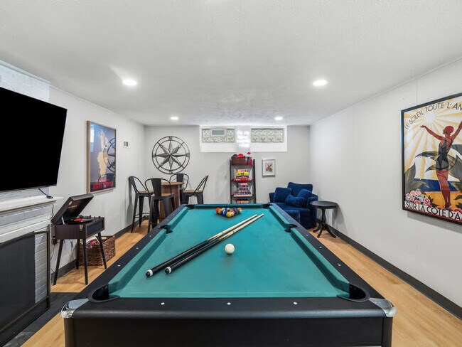 Building Photo - 3746 Northwood Rd