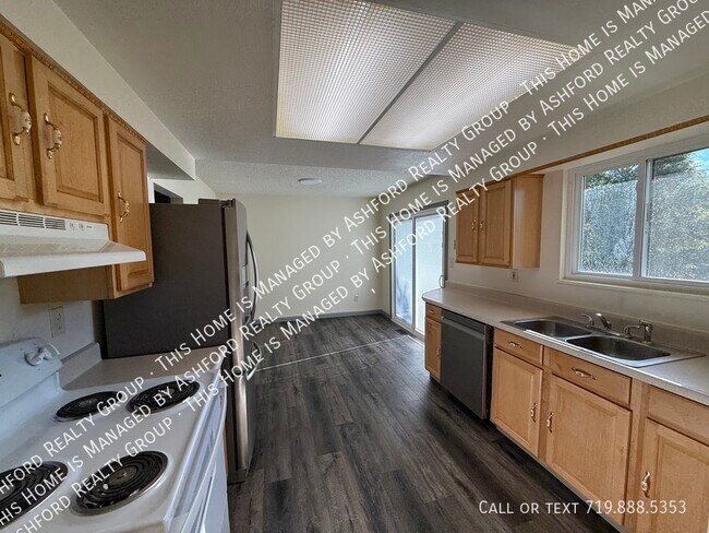 Building Photo - 7317 Liberty Ct