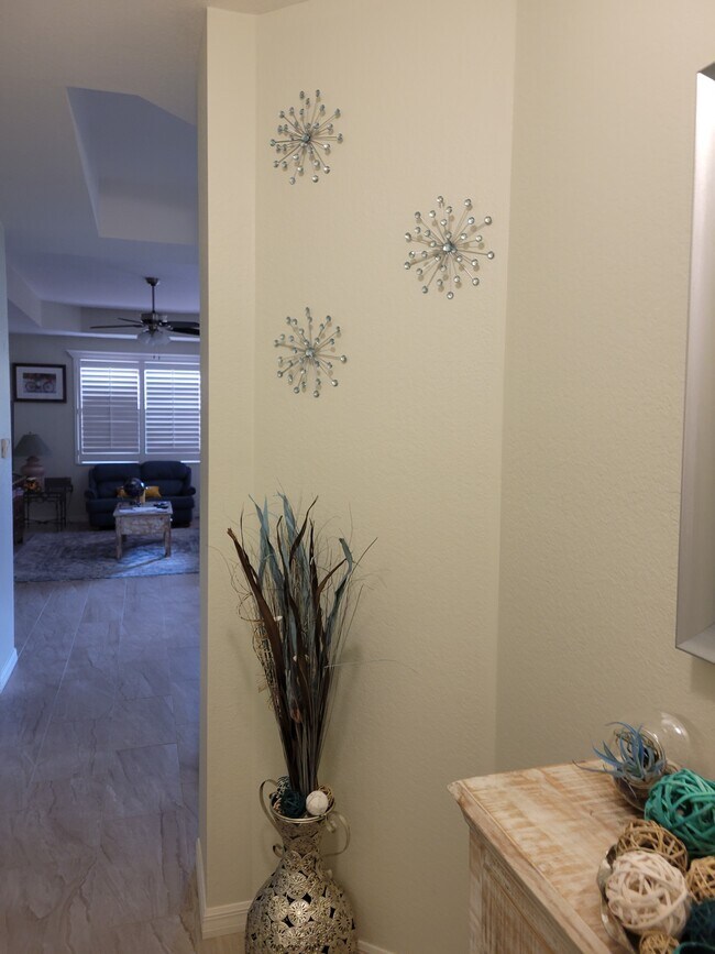 Building Photo - 16165 Via Solera Cir