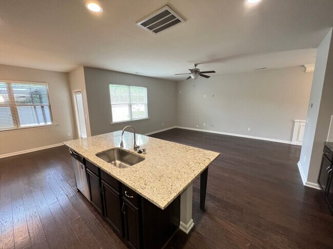 Building Photo - Gorgeous 3 bedroom home near Brier Creek and RTP!