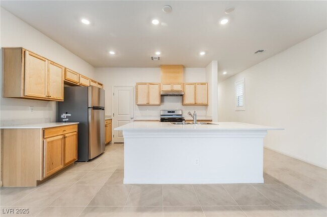 Building Photo - 9122 Nostrand Ave