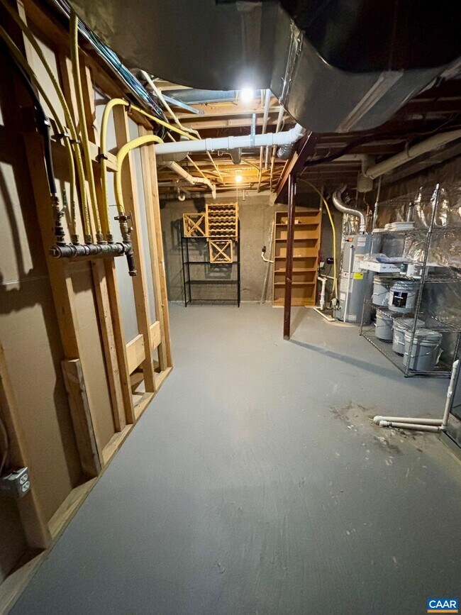 Building Photo - 643 Eight Woods Ln