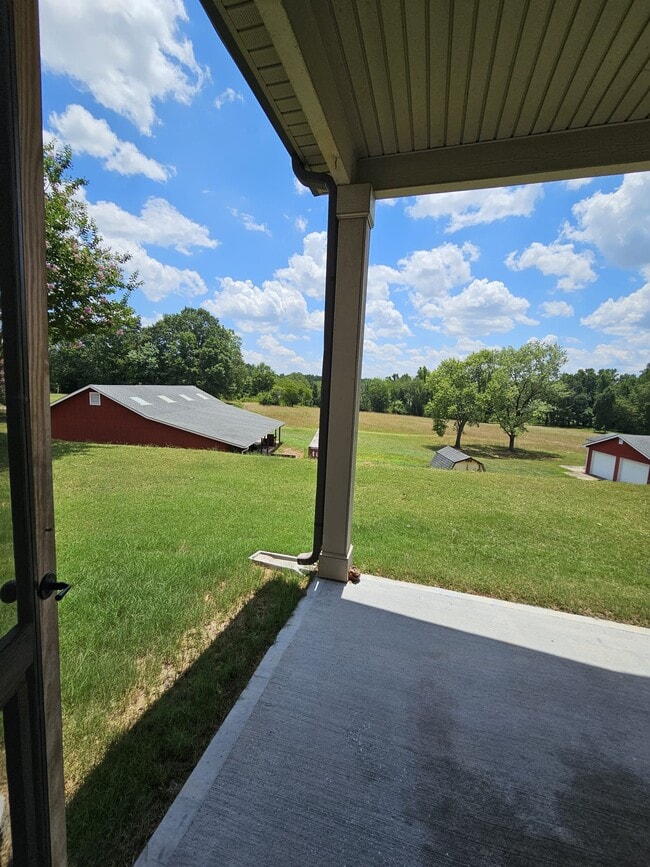Building Photo - 416 Sunnybrook Ln