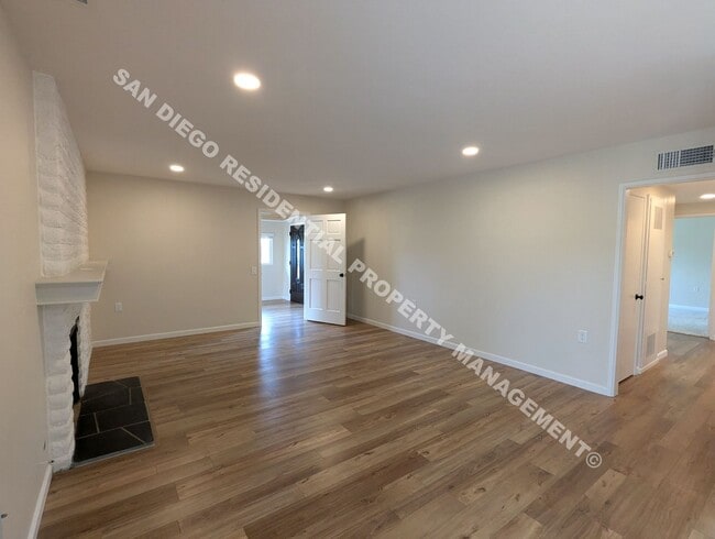 Building Photo - 12435 Rios Rd