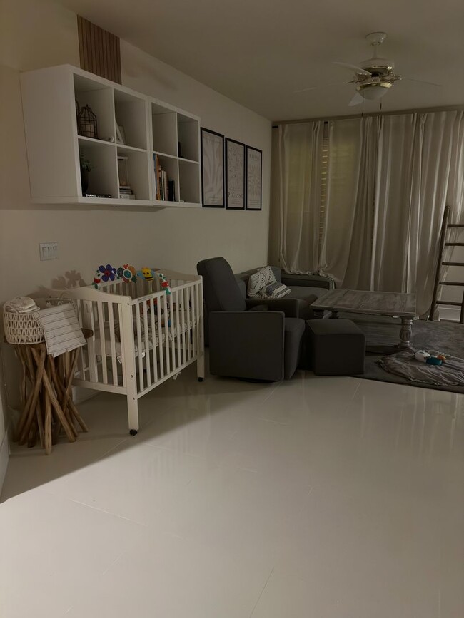 Building Photo - Stunning Fully Remodeled Luxury Home in Peccole Ranch