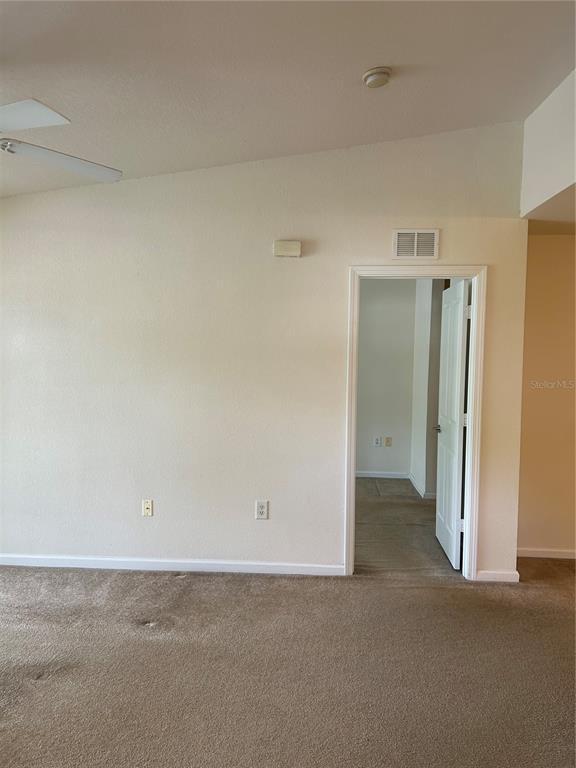Building Photo - 11901 Sandy Knoll Ct