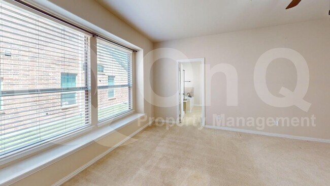 Building Photo - 7483 Hidden Cove Ln