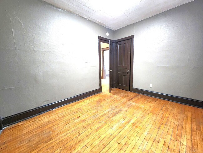Building Photo - 3156-3158-3158 N 1st St