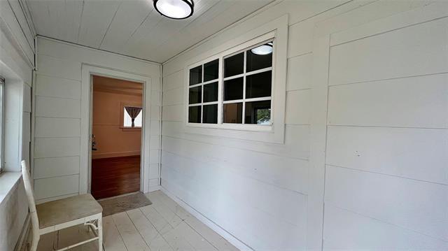 Building Photo - 213 Hope St