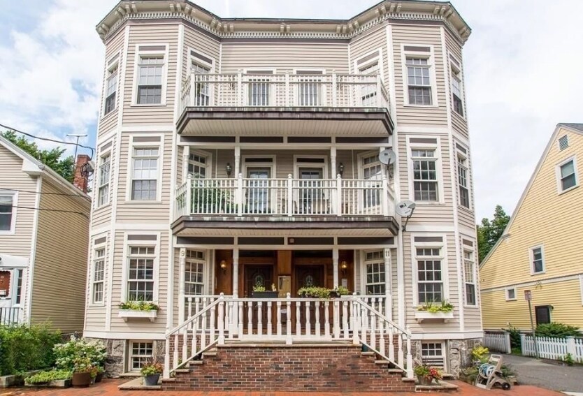 Building Photo - 11 Gardner Rd