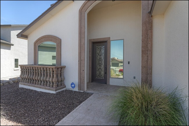 Building Photo - 2166 Enchanted Crst Dr