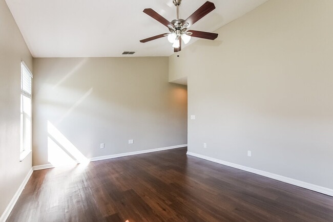 Building Photo - 2736 Eagle Canyon Dr S