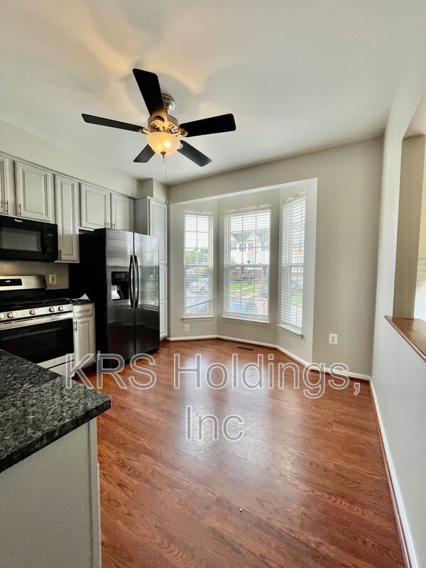 Building Photo - 15241 Barnabas Trail