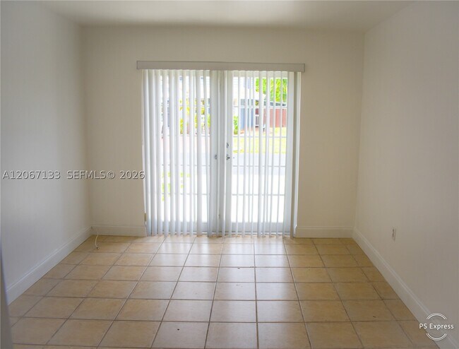 Building Photo - 11759 SW 117th Pl