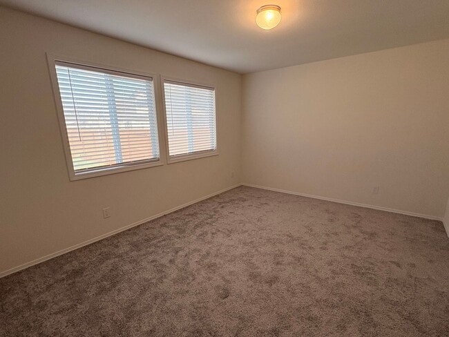 Building Photo - Brand New 3-Bedroom Mobile Home in Prime La Loma District