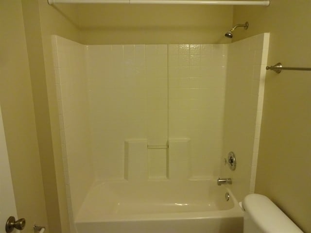 Building Photo - 1643 Hawkins Cove Dr E