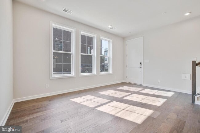 Building Photo - 7512 Sawyer Farm Wy