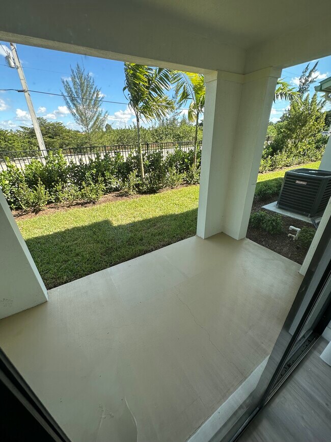 Building Photo - 9970 NW 129th Ter