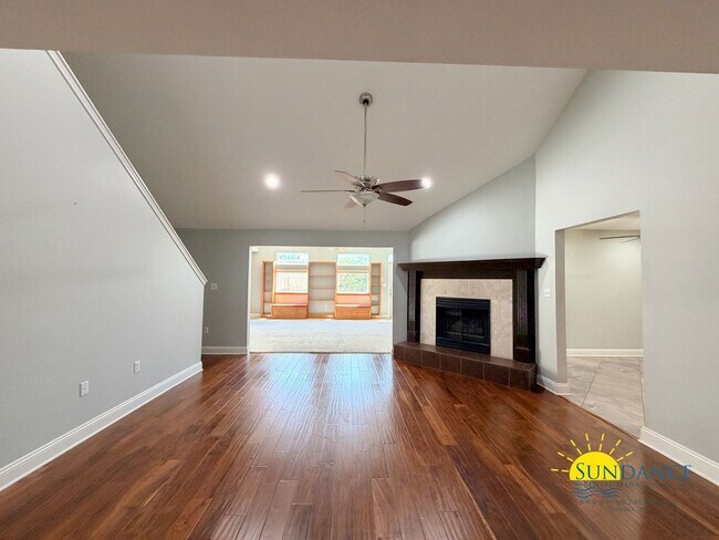 Building Photo - 4504 Boca Dr